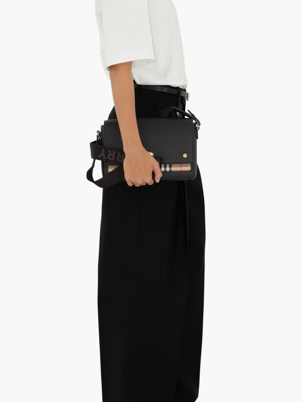 Burberry Note Vintage Crossbody Bag - Picture 2 of 10